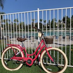 New Beautiful 🌸 Ladies Beach Cruiser Bike Girls Women’s Bicycle Standard Adult Size 26” Tires 