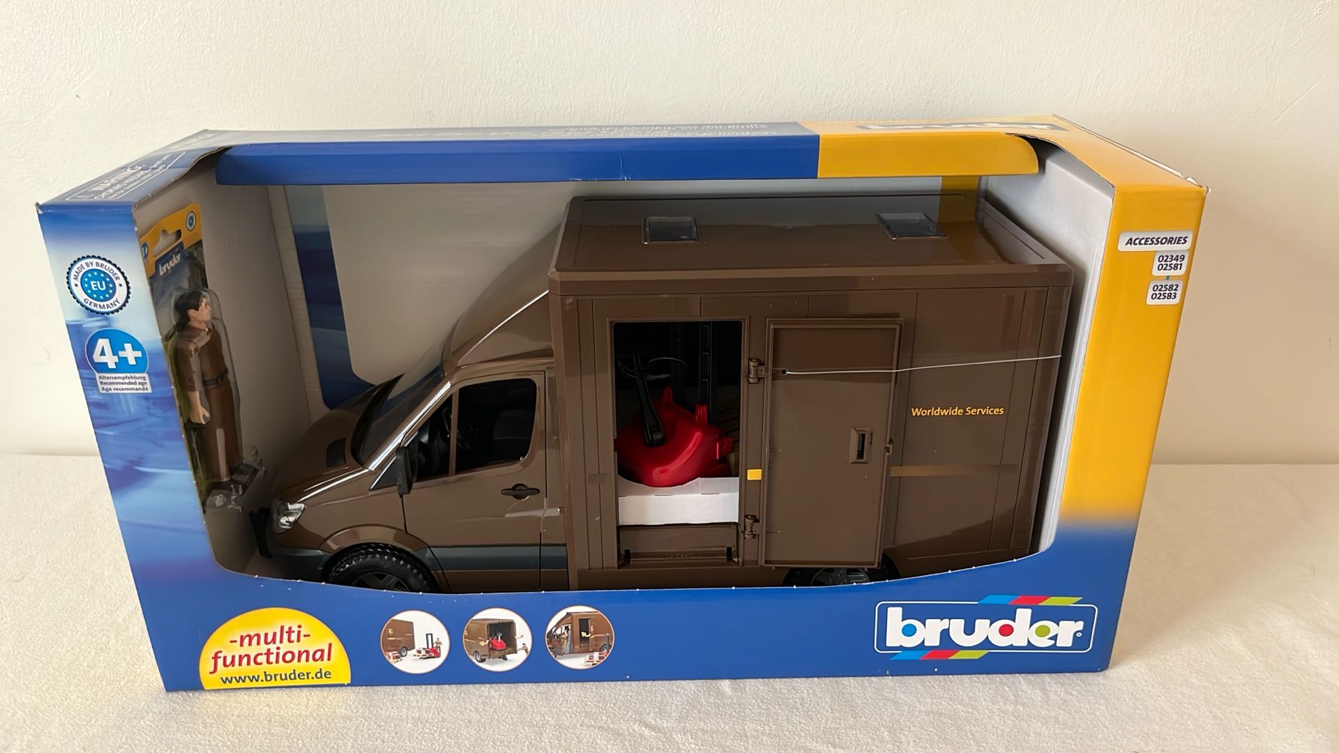 NEW IN BOX: Bruder UPS Sprinter Truck w/ Driver, Pallet Jack, and Accessories