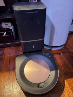iRobot s9+ w/ self-emptying bin
