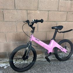 Bicycle for sale for girls 5-8 years old in good condition.