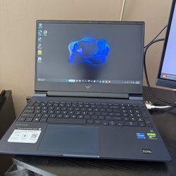 Victus 15”