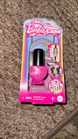 Mini Barbie land 