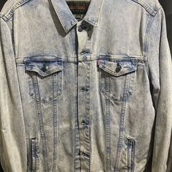 Levi’s Denim Jacket 