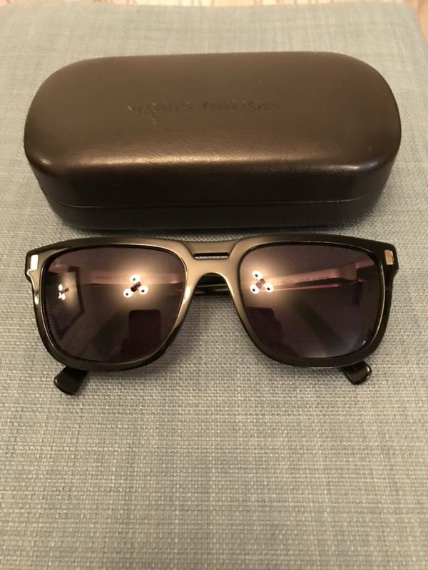 Authentic Louis Vuitton mascot sunglasses - black and gold Z0936W for Sale  in San Diego, CA - OfferUp