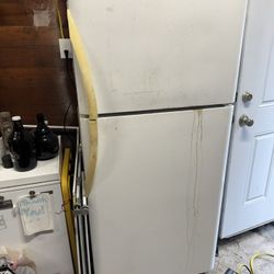 Free Fridge 