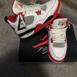 Jordan 4 Fire Red 6Y 