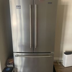 Great Condition Big Refrigerator Fixed Price