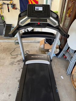 NordicTrack EXP 7i Treadmill