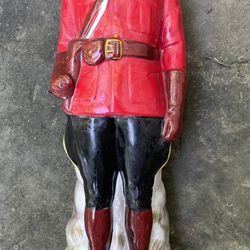 Vintage 1969 Imported Canadian Mist Canadian Whiskey Mountie Decanter