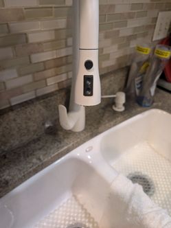 Kitchen faucet