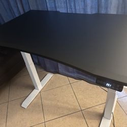 New Standing Gaming Desk