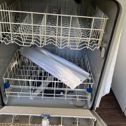 Whirlpool Dishwasher