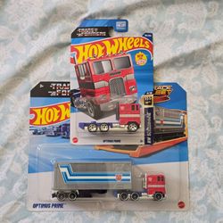 Hotwheels Track Fleet Optimus Prime + Optimus Mainline