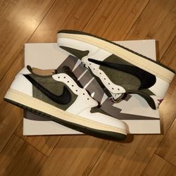 AIR JORDAN 1 RETRO LOW OG TRAVIS SCOTT MEDIUM OLIVE SIZE 10M / 11.5W 