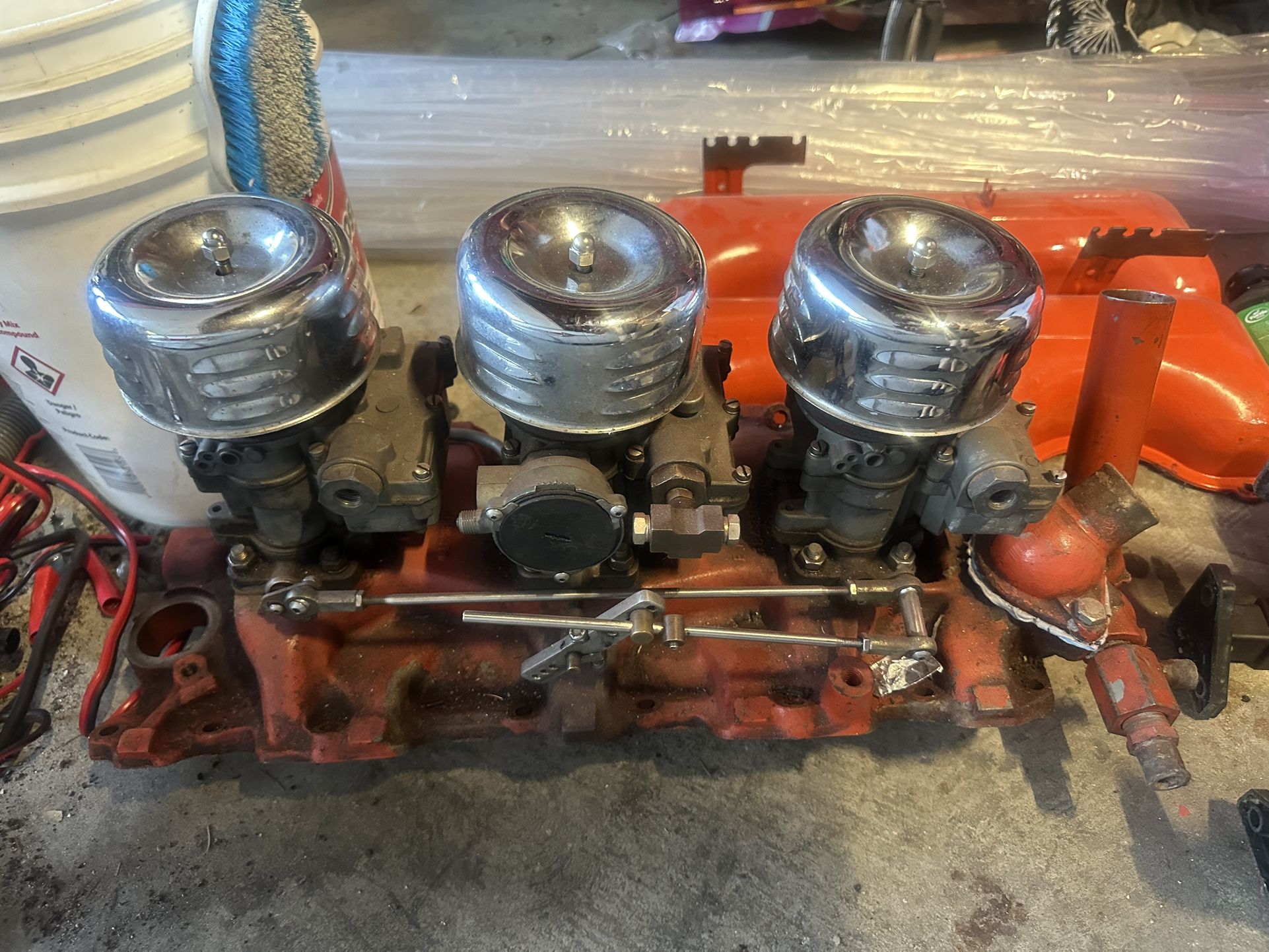 Chevy 348 Three Deuce Intake