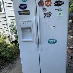 Refrigerator  Nice  Working 