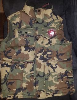 CANADA WEATHER GEAR CAMO VEST (NEW)