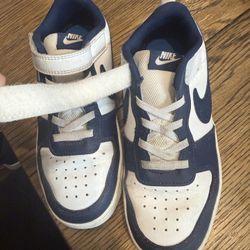 Kids Navy Nike Dunks- 3Y 