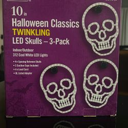 Halloween Twinkling LED Skulls