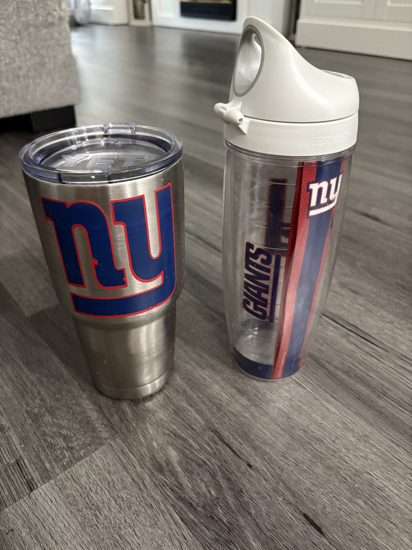 New York Giants Yeti And Tervis Cups  