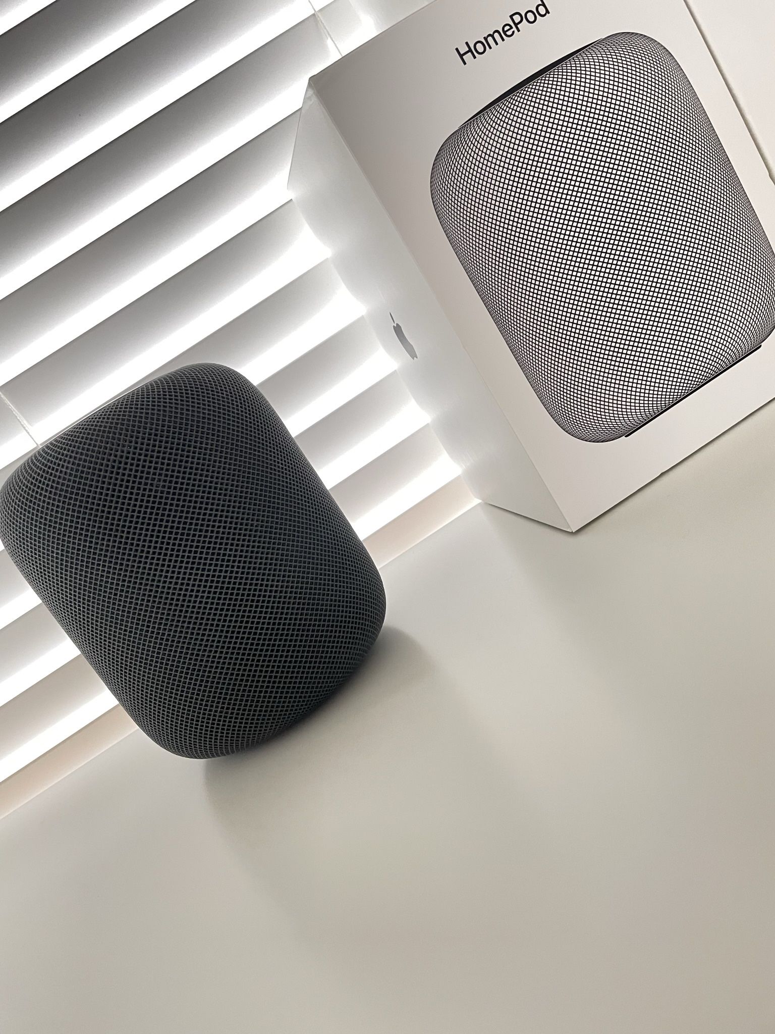Apple HomePod ! Like New Paid $400 Asking $280