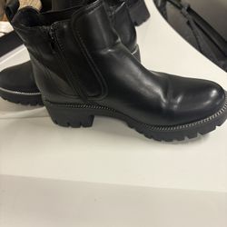 Ankle Boots 