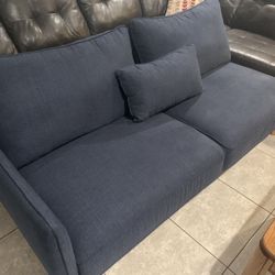 1 Couch Attachment Piece 