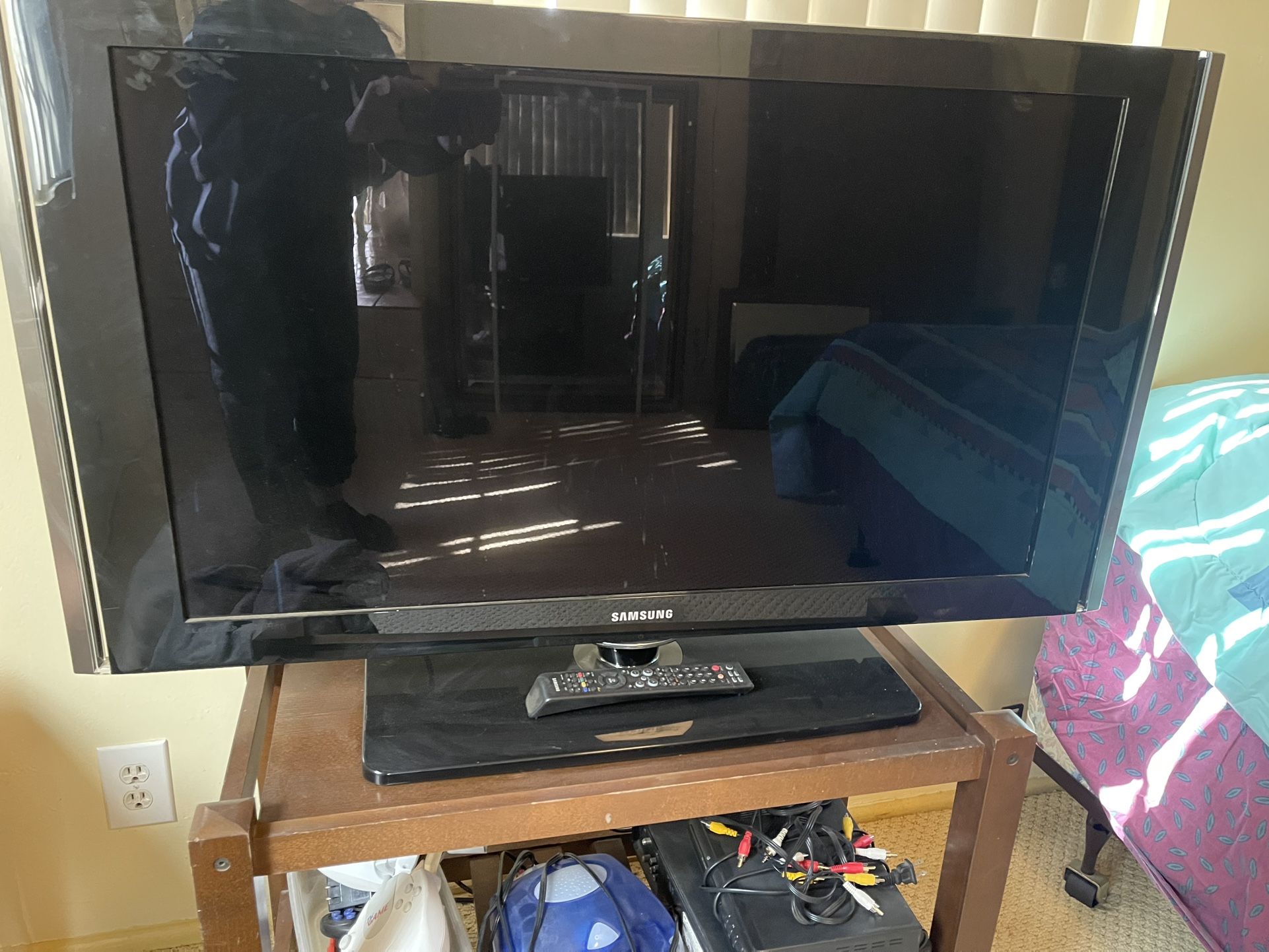 Samsung Flat Screen TV