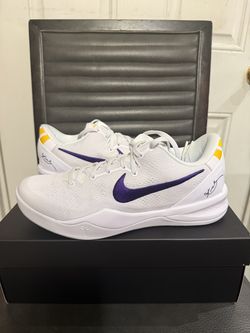 Brand New Nike Kobe 8 Protro Lakers home Size 9.5 with box