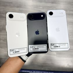 iPhone Air (2025) UNLOCKED 256GB $699 or $60 Down!