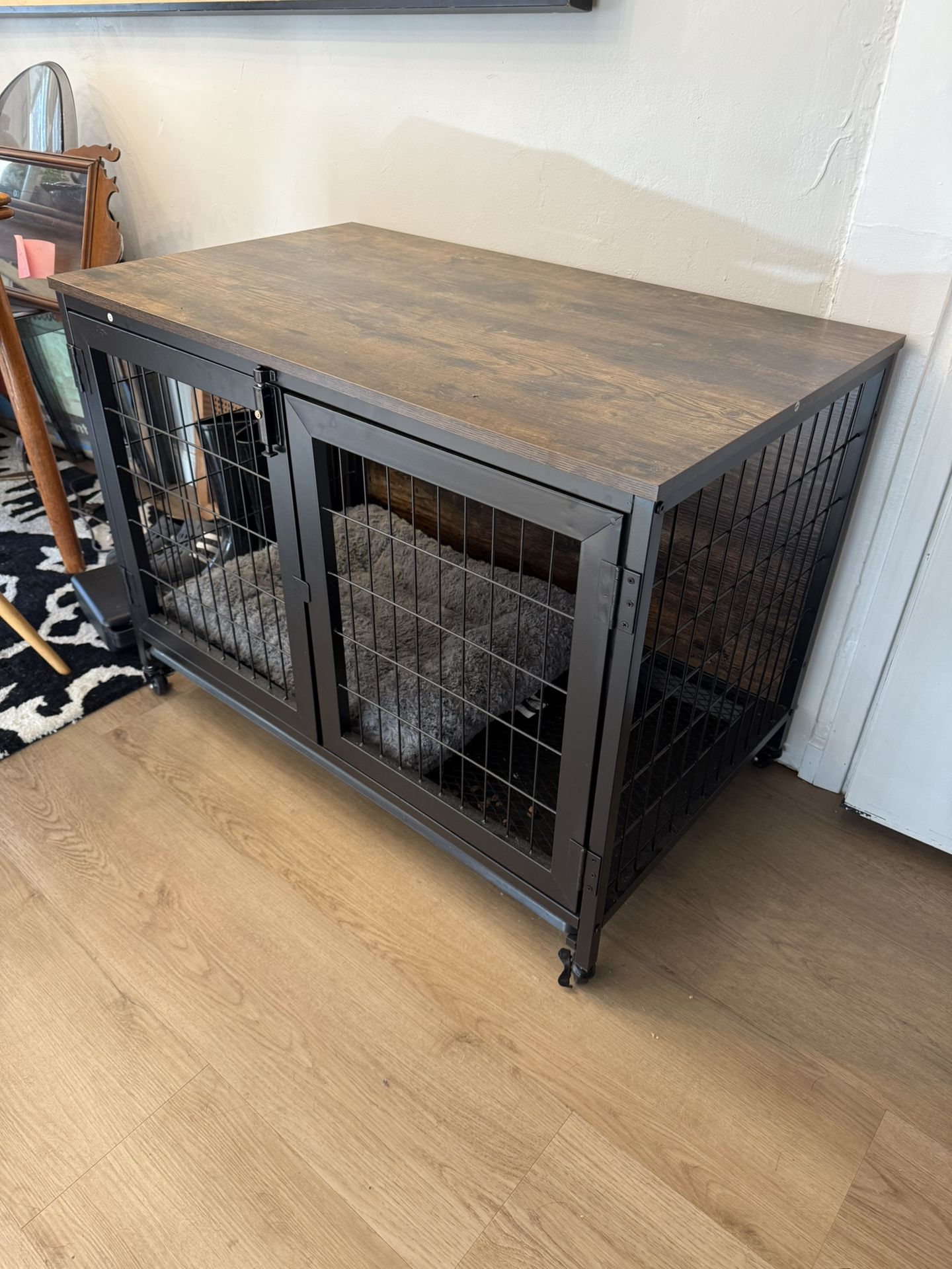 Dog Kennel Cage 37”