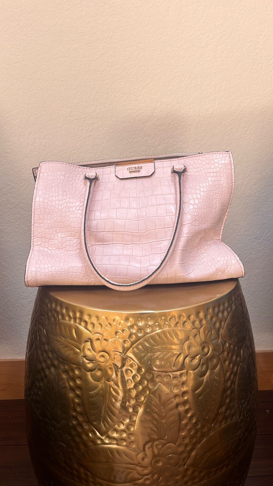 Brand New Baby Pink Guess Handbag