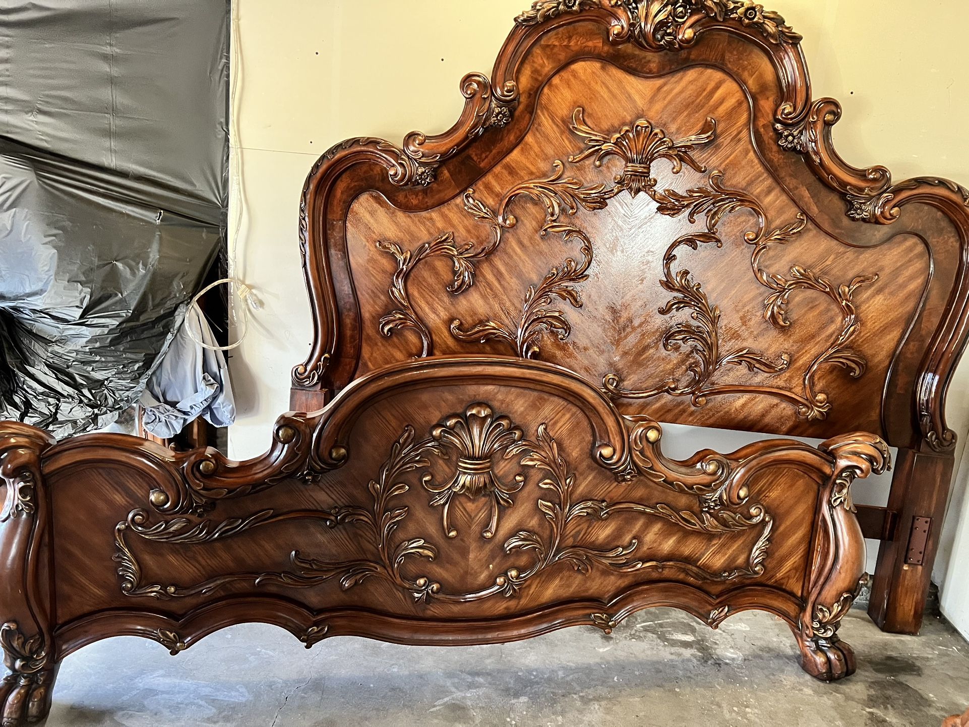Hand Crafted King Size Set