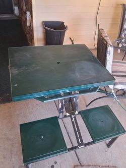 Foldable Outlook Table
