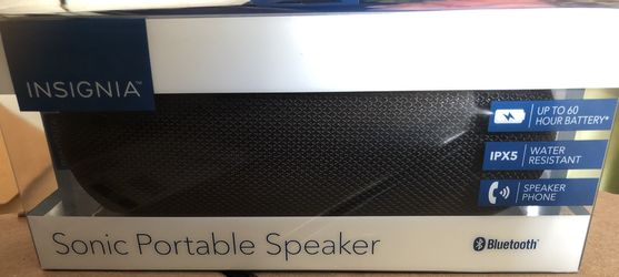 Insignia Sonic Portable Speaker - Black
