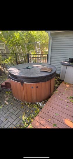 Hot tub with cover
