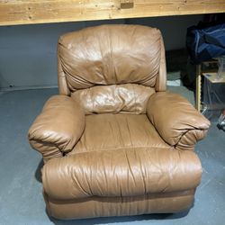 LAZY BOY CHAIR