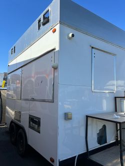 SALE FOOD TRAILER 8X12 🚃