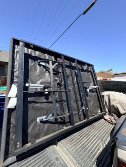 Hydraulic  bed