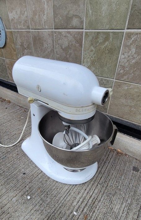 KitchenAid KSM90WW Ultra Power Stand Mixer