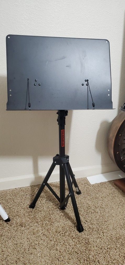Music stand
