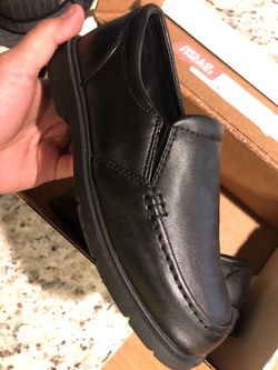 Boys dress shoes size 4