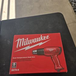 Milwaukee 11.6-Amp 120-Volt Dual Temperature Heat Gun