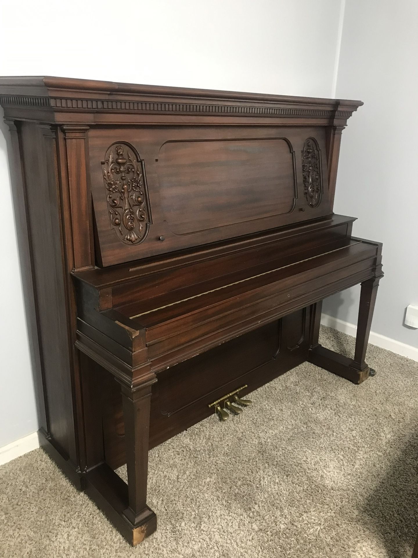 Vose & Sons Piano