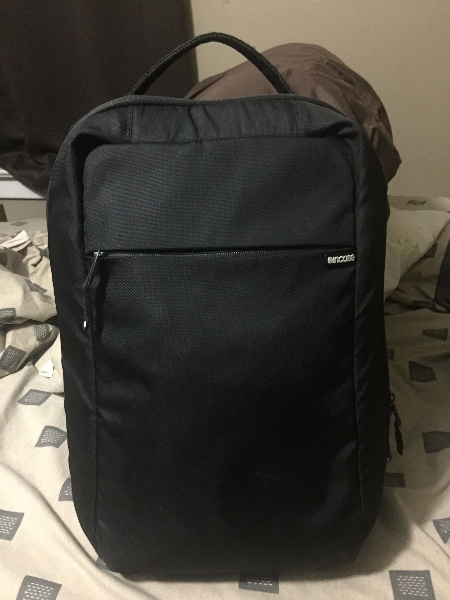 Incase laptop backpack