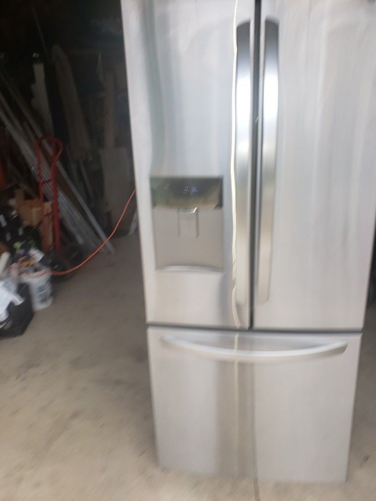 LG Fridge 