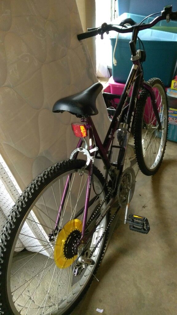 Womens Purple Magna 15 Speed Pressure Point Bike for Sale in Fort