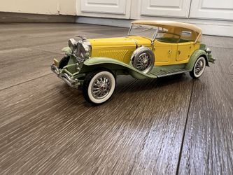 The Franklin Mint 1930 Duesenberg J Derham Tourister brand new no box