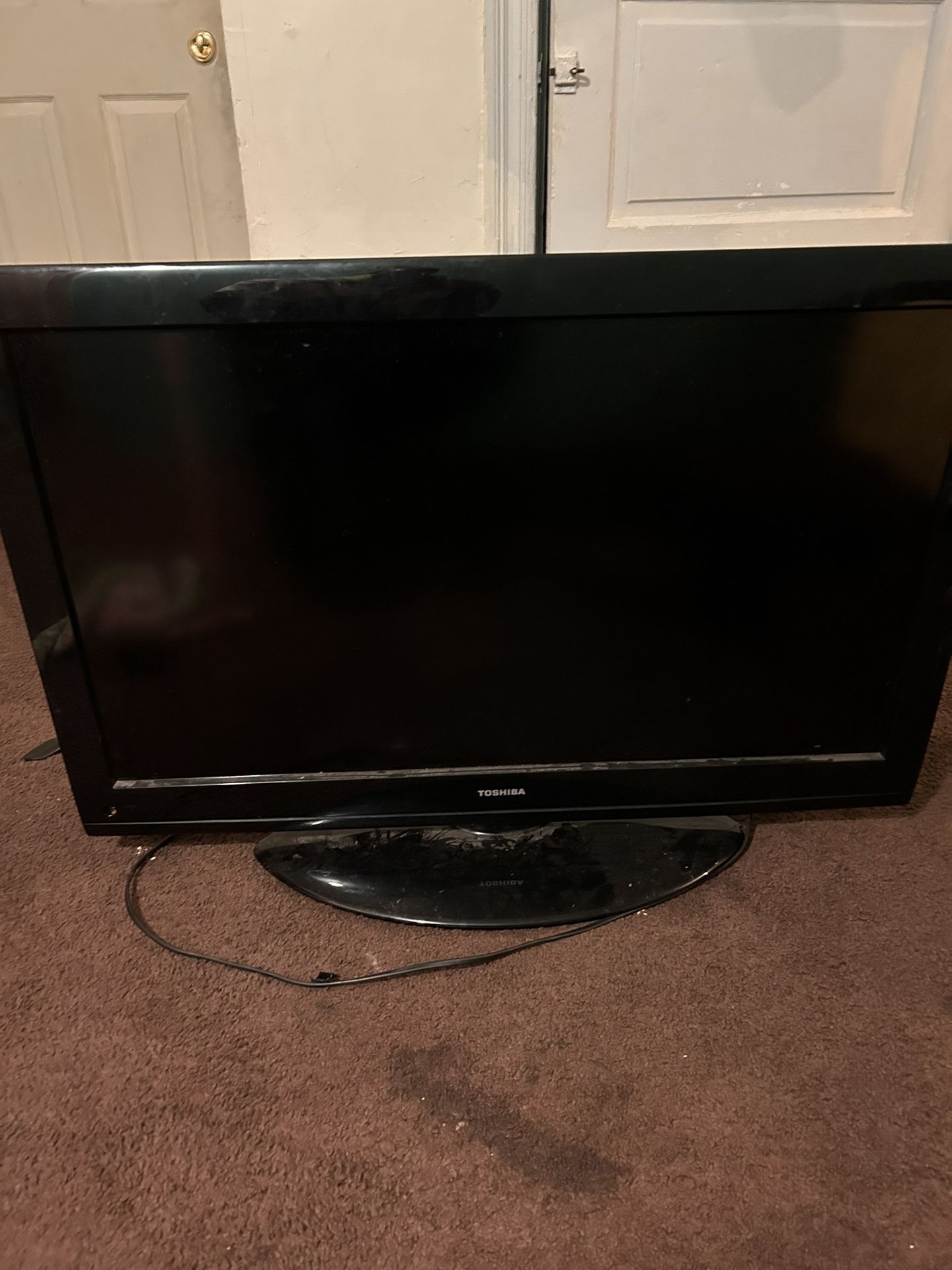 Flat Screen Hd Tv 42in