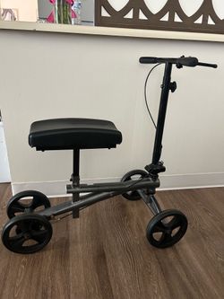 Knee scooter